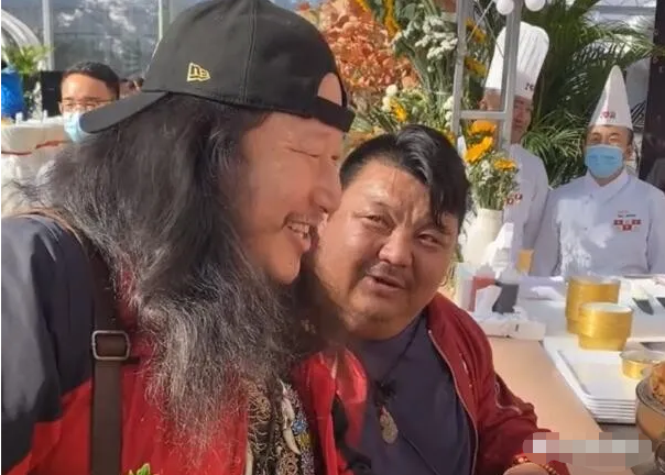 网红恩克与毛子哥正式决裂!卖个肚包肉和韭菜花也能内卷
