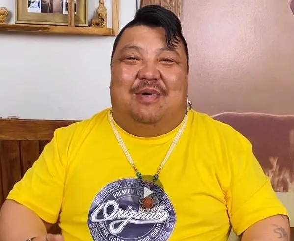 恩克作秀被识破，毛子哥和儿子一起上阵，恩克能接住回马枪吗?
