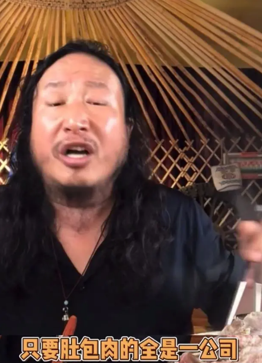 恩克作秀被识破，毛子哥和儿子一起上阵，恩克能接住回马枪吗?