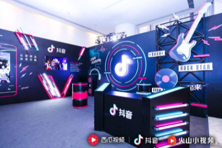 抖音直播引流的最快方法是什么？提高人气要掌握这7大技巧！