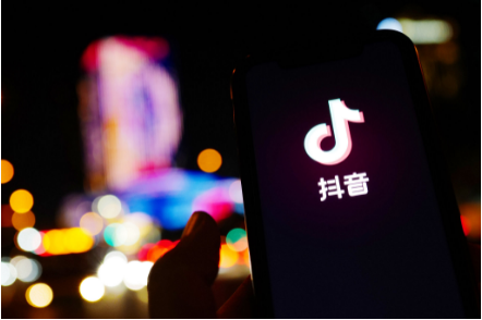 抖音短视频代运营：品牌自播除了抢“最低价”，还能怎么玩?