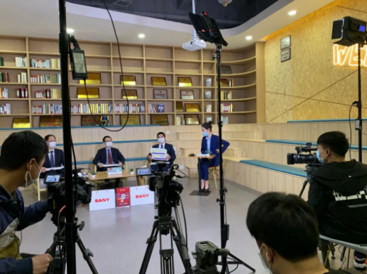 抖音直播间如何打标签?起号能否批量复制?对标账号如何筛选?(实操细节)